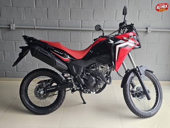 HONDA XRE 300 SAHARA RALLY 